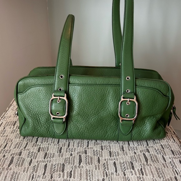 RARE COLE HAAN Village pebbled leather in kelly green. Oversized! 16 x 8 x 6. - Picture 8 of 10